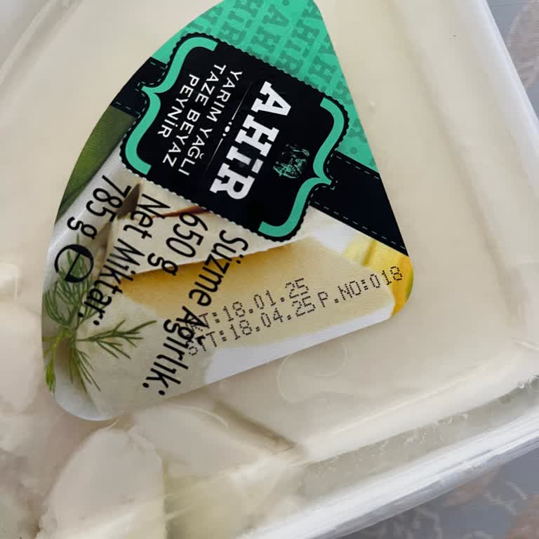 Son Kullanma Tarihi Geçmiş Peynir Satışıyla Hayal Kırıklığı