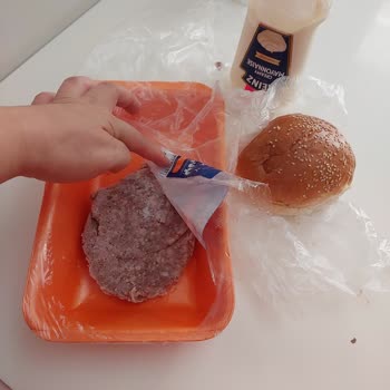 Köfteci Yusuf'tan Aldığımız Hamburger Sonrası Sağlık Sorunları Yaşadık