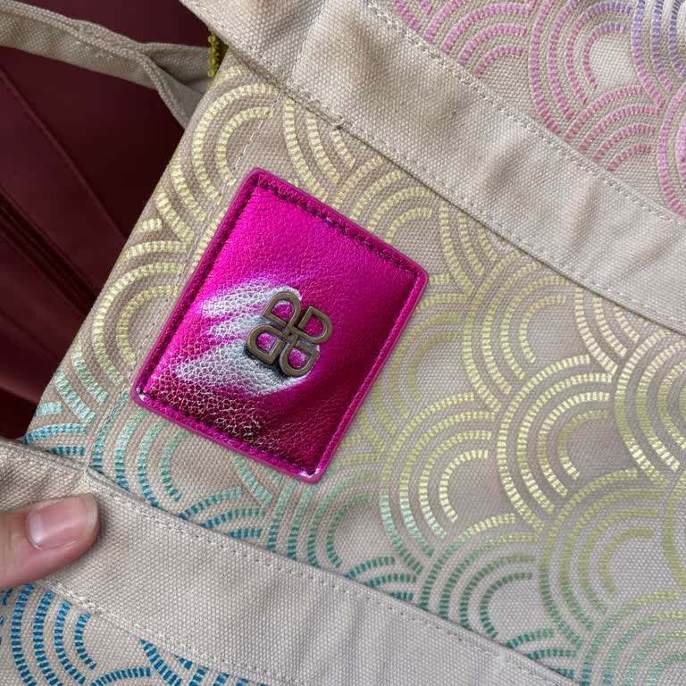 Soğuk Suyla Rengi Akan Çantam İçin Çözüm Bekliyorum