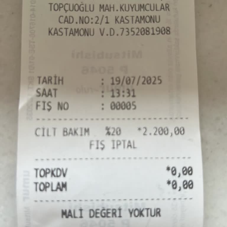 Kredi Kartı İle Ödeme Yaparken Ekstra Komisyon Talebi Ve Yasal Olmayan Uygulama