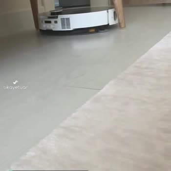 Roborock Saros 10 Beyaz Halıyı Tanımıyor Mop Yapıyor!