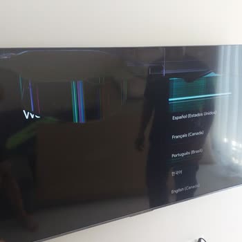 Kırık Televizyon Teslimatı Sonrası Çözüm Bekleniyor