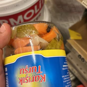 Aldığım Turşunun İçinden Böcek Çıktı, Market İlgisiz Davrandı