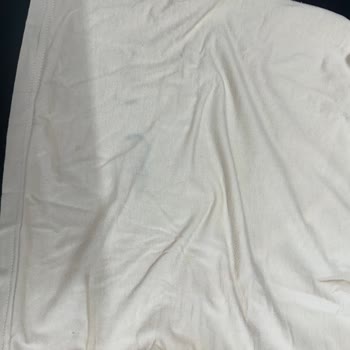 BİM Mağazasında Kullanılmış Ürün Satışı Ve Yetersiz Açıklama