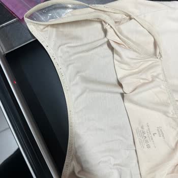 BİM Mağazasında Kullanılmış Ürün Satışı Ve Yetersiz Açıklama