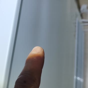 Yeni Alınan Derin Dondurucu Ezik Ve Ambalajsız Teslim Edildi!