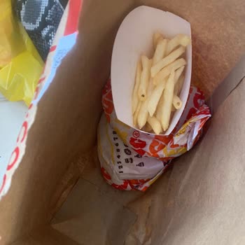 Eksik Soslar Ve Az Patatesle Yaşanan Sipariş Mağduriyeti