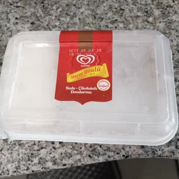 Taze Olmayan Algida Dondurma Ve Şeker Yumruları Sorunu