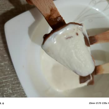 Bozulmuş Dondurma Nedeniyle Zehirlenme Yaşadım