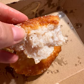 Tavuk Burgerde Tavuk Yerine Ekmek Benzeri Ürünle Karşılaştım