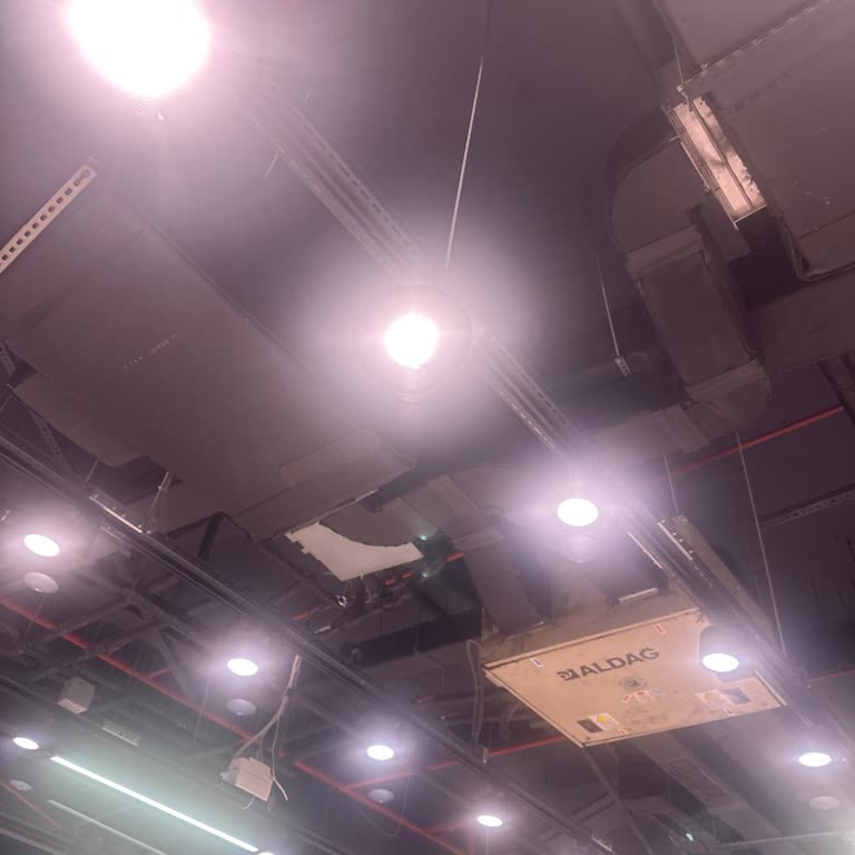 AVM Çocuk Parkında Yetersiz Klima Nedeniyle Yaşanan Sıcaklık Sorunu