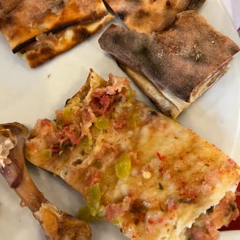 Yemek Kalitesi Ve Tesis Kuralları Konusunda Hayal Kırıklığı