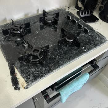 Beko Ocak Patladı, Servis Kayıtları Ve Değişim Süreci Mağduriyeti