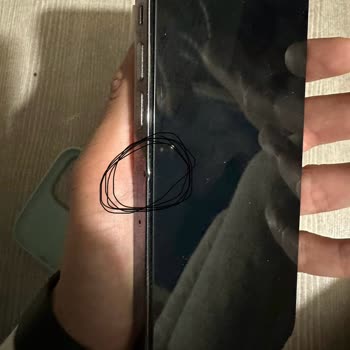 Aldığım Apple Kılıf Hem Renk Attı Hem De Telefonumu Koruyamadı