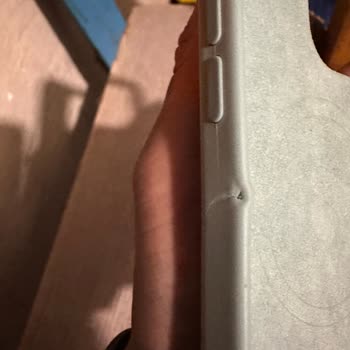 Aldığım Apple Kılıf Hem Renk Attı Hem De Telefonumu Koruyamadı