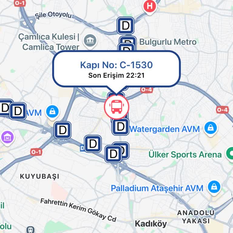 İETT Otobüs Şoförünün Yolcu Almayıp Tehlikeli Hareketi Ve Güvenlik Endişesi
