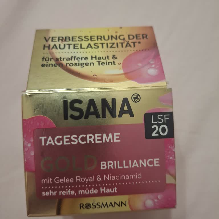 Isana Krem Sonrası Yüzümde Ani Alerjik Reaksiyon Ve Kızarıklık Oluştu