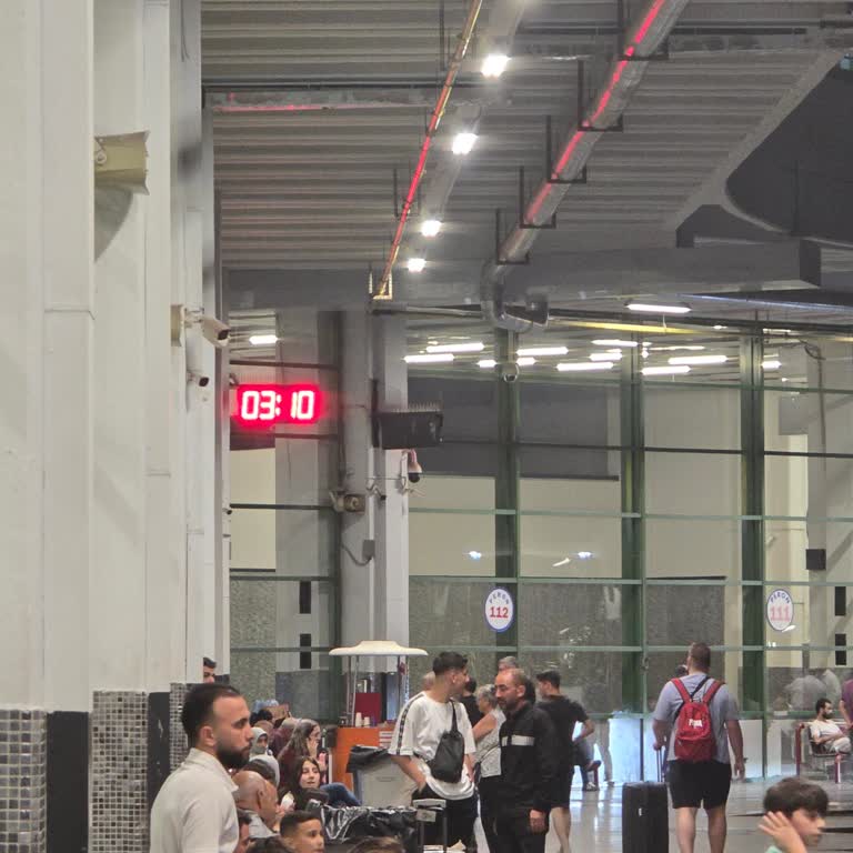 Palandöken Turizm Otobüsünde 2 Saatten Fazla Gecikme Ve Yetersiz Bilgilendirme