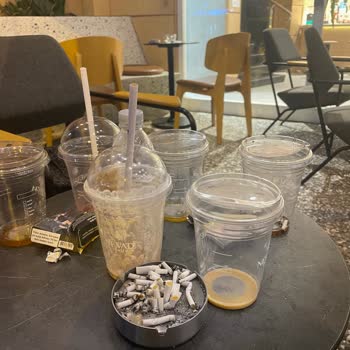 Gece Saatlerinde Türk Kahvesi Servisi Yapılmaması Ve İlgisiz Personel