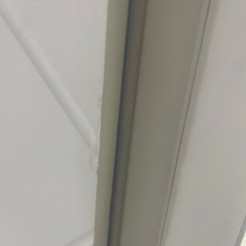 Kapı Kusurları Giderilmedi, İletişim Kesildi!