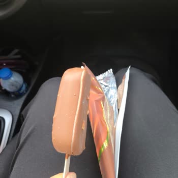 Adora Bademli Dondurmada Badem Eksikliği Sorunu