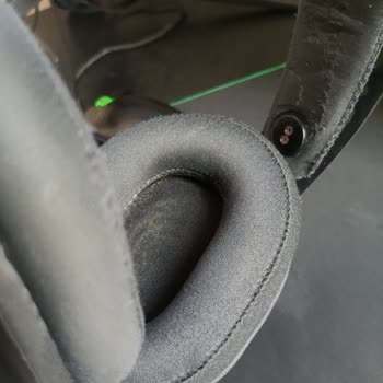 Kulaklık Pedi Hızla Aşınıyor, Dayanıklılık Sorunu Yaşanıyor