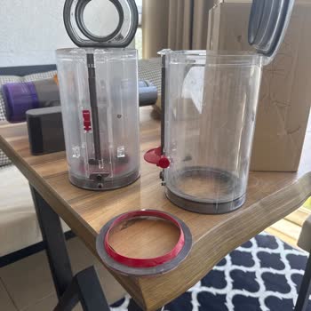 Dyson Kısa Sürede Tekrarlayan Toz Haznesi Sorunu Ve Yetersiz Destek