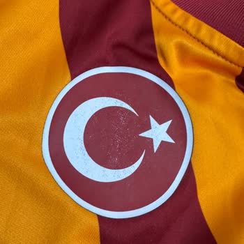Galatasaray Formasının Baskısı Kısa Sürede Söküldü, İade Veya Değişim Talep Ediyorum