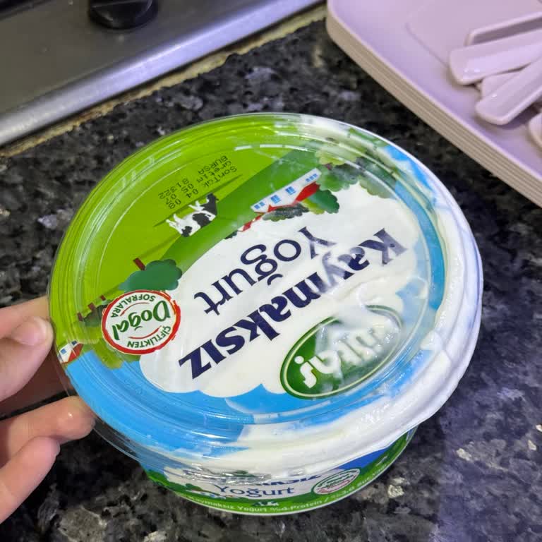 Patlak Yoğurt Paketi Ve Cevapsız Destek Hattı