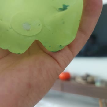 Son Kullanma Tarihi Geçmiş Ve Küflü Ürün Satışı