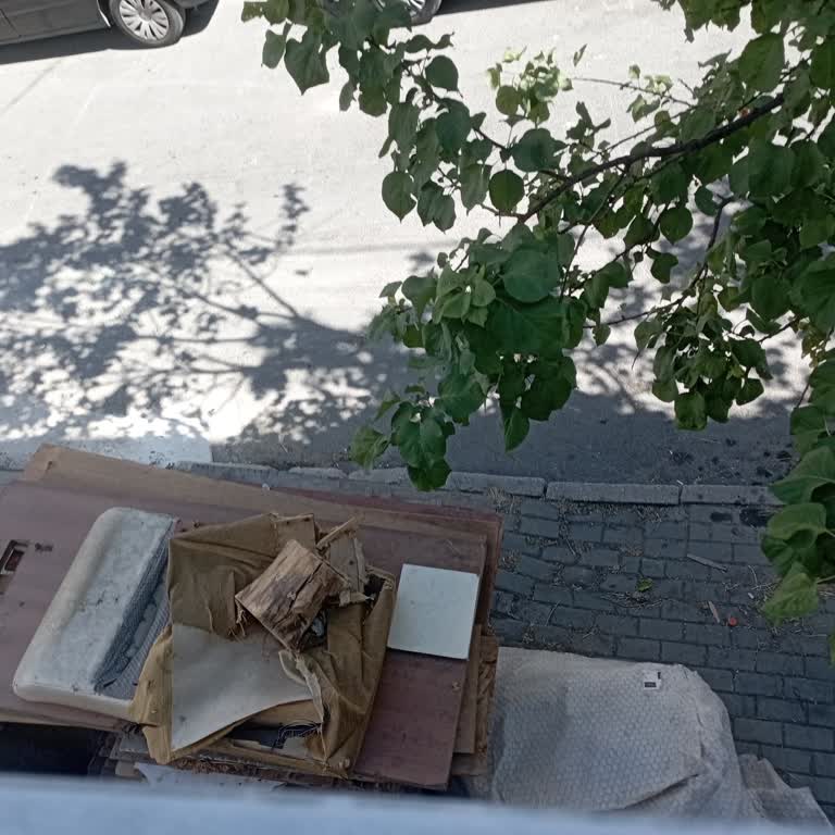 Avcılar Belediyesi Mahalle Kaldırım İşgali Şikayeti