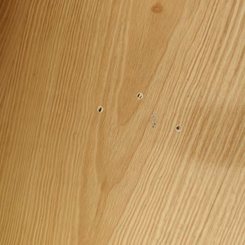 İsonem Liquid Glass Parke Ve Duvarlarda Ciddi Hasara Yol Açtı