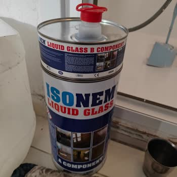 İsonem Liquid Glass Parke Ve Duvarlarda Ciddi Hasara Yol Açtı