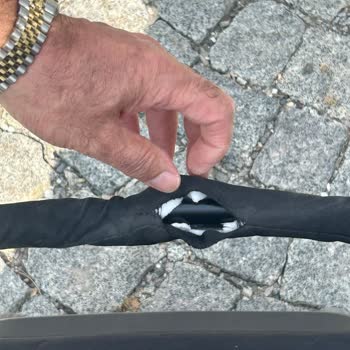 Uçuş Sonrası Bebek Arabasının Kırılması Nedeniyle Mağduriyet Yaşadım