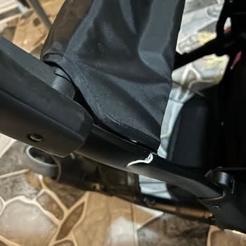 Uçuş Sonrası Bebek Arabasının Kırılması Nedeniyle Mağduriyet Yaşadım