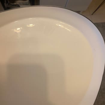 Karaca Züccaciye Yemek Tabağında 6 Ayda Renk Solması Ve Yenisi İçin Geri Dönüş Alınamaması