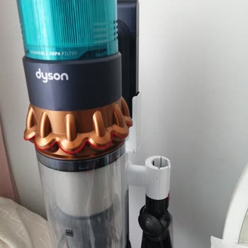 Dyson Süpürge Başlığında Garanti Dışı Parça Sorunu Ve Destek Eksikliği