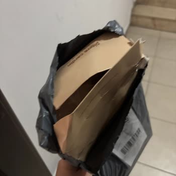 Kargoda Mahremiyet İhlali Ve Hasarlı Ürün Teslimatı