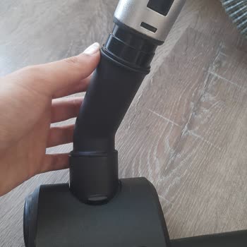 Fakir Veyron Süpürge Başlığı Sürekli Çıkıyor, Mağaza Sorunu Çözmüyor