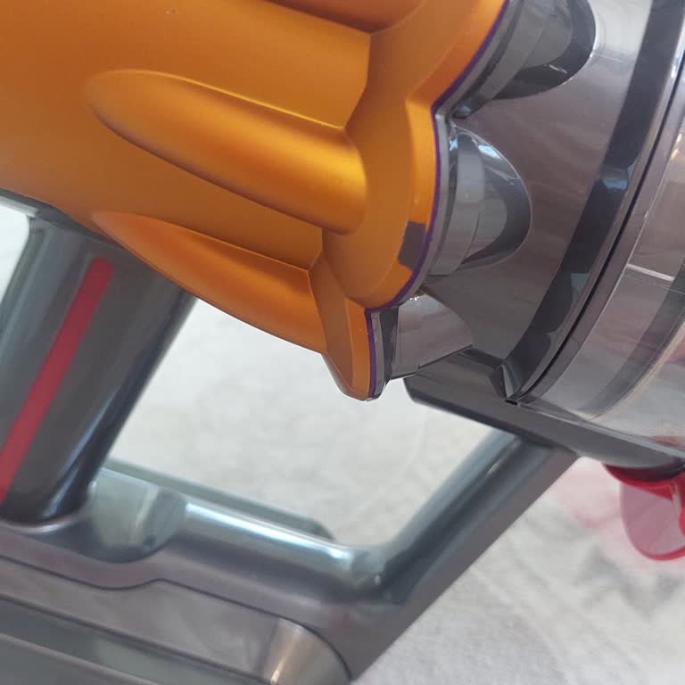 Dyson V12 Üründe Soyulma Sorunu Ve Müşteri Hizmetlerinin İlgisizliği