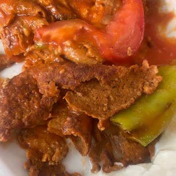 Usta Dönerci'de Beklentiyi Karşılamayan Et İskender Deneyimi