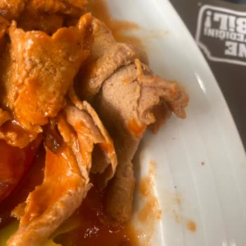 Usta Dönerci'de Beklentiyi Karşılamayan Et İskender Deneyimi