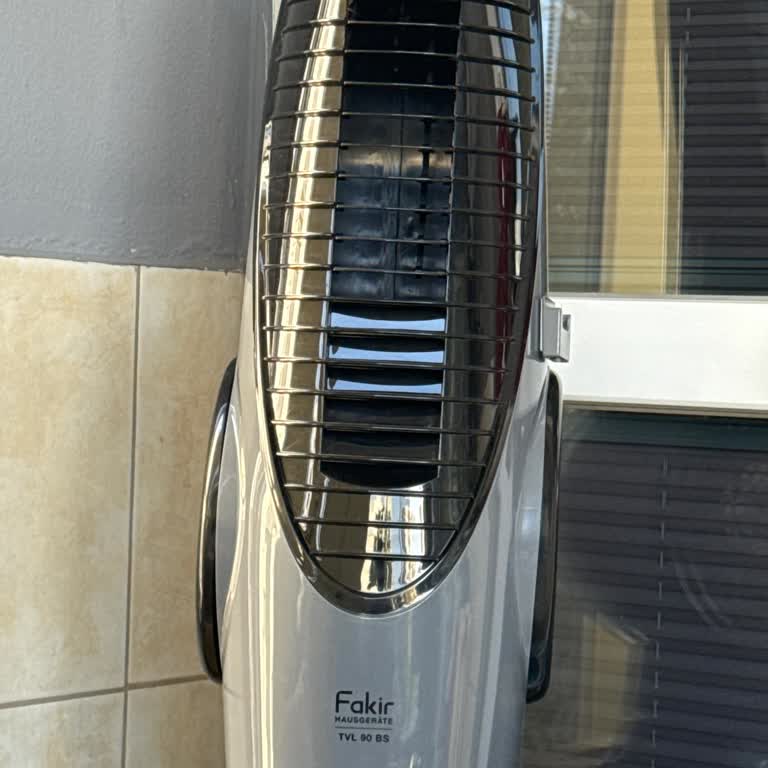 Fakir Ev Aletleri TVL 90 BS Kendi Kendine Açılıp Kapanıyor, Müşteri Hizmetlerine Ulaşamıyorum!