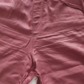 Zara Türkiye'den Alınan Pantolon İlk Giyişte Yırtıldı