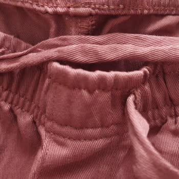 Zara Türkiye'den Alınan Pantolon İlk Giyişte Yırtıldı