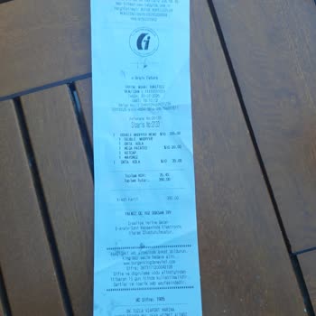 Burger King Tuzla Marina'da Kola Yerine Su Verilmesi Ve Sorunun Çözülmemesi