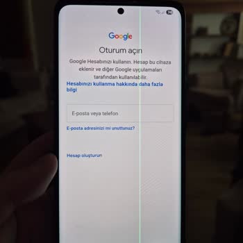 Güncelleme Sonrası S21 Ultra Ekranında Yeşil Çizgi Sorunu