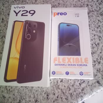 Yanlış Ekran Koruyucu Ve İlgisiz Müşteri Hizmetleri