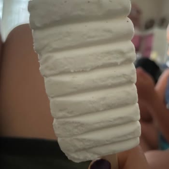 Algida Viennetta Stick Dondurma Çikolatasız Geldi, Görsele Uygun Değil