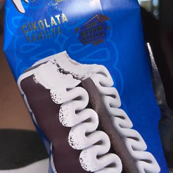 Algida Viennetta Stick Dondurma Çikolatasız Geldi, Görsele Uygun Değil
